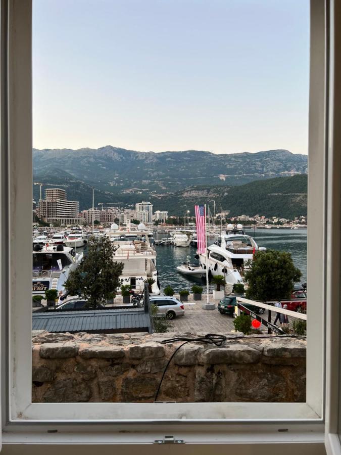 Regina Apartments Budva Eksteriør bilde