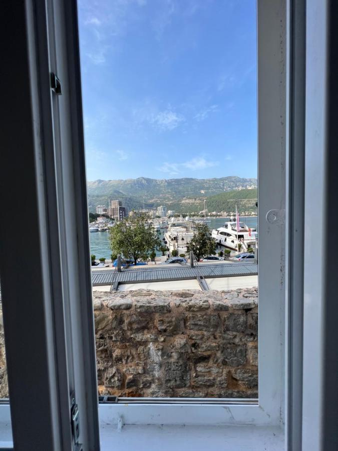 Regina Apartments Budva Eksteriør bilde