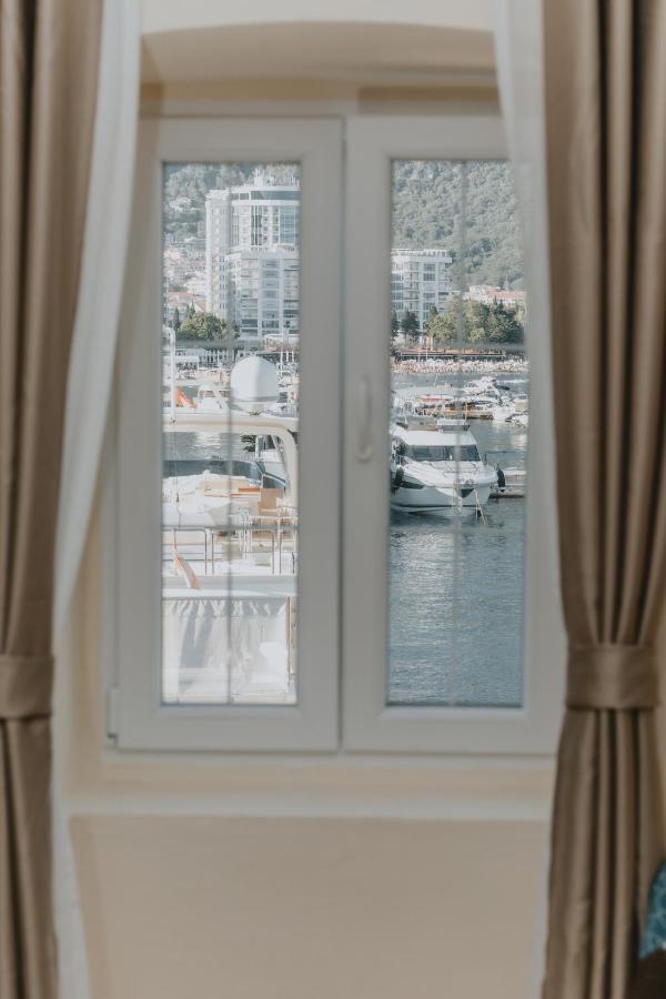 Regina Apartments Budva Eksteriør bilde